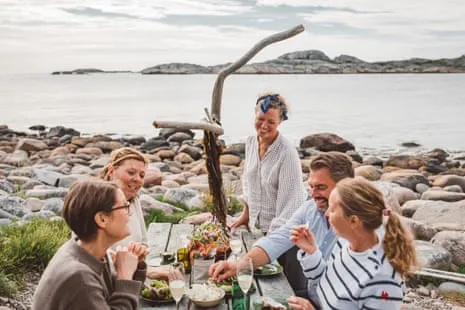 Sea Baths and Seaweed Safaris on This Nordic Spa Island