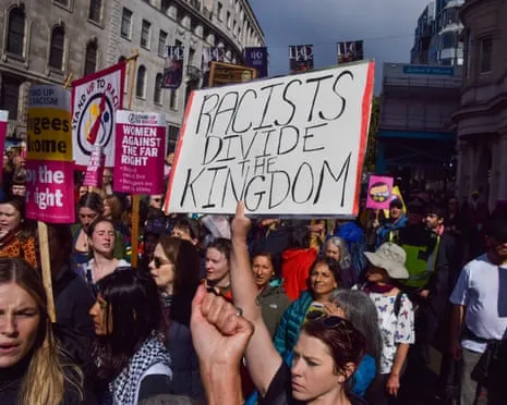 UK Battles 'Clash of Our Times' Following Extremist Rally, States Keir Starmer