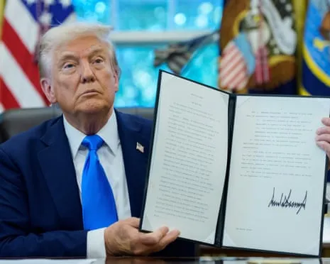 Trump Issues Executive Order Introducing Annual $100,000 Charge on Work Visas